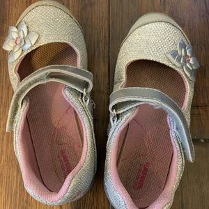 FREE W/ Bundle Silver stride rite shoes